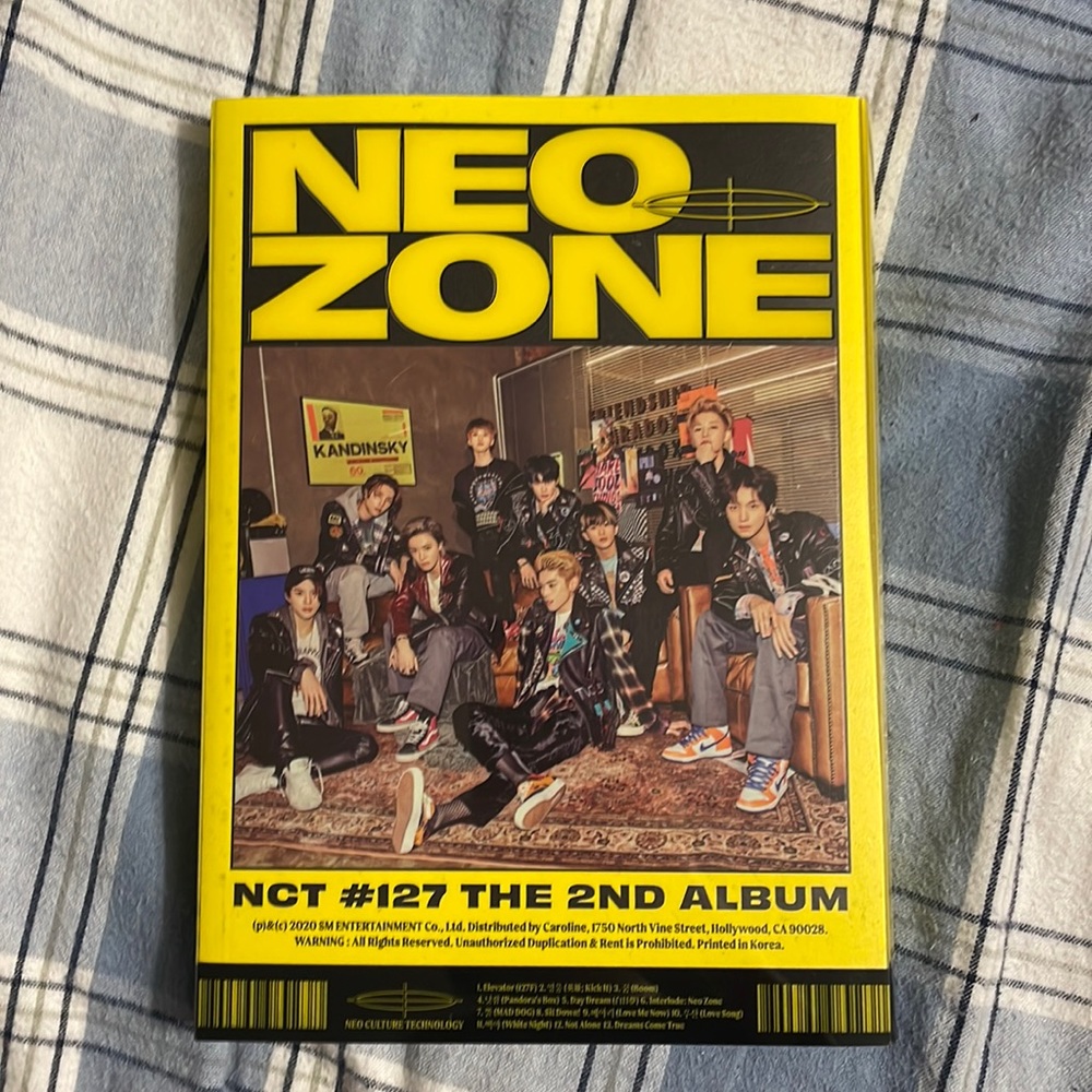 NCT 127 album : NEOZONE (N Version)